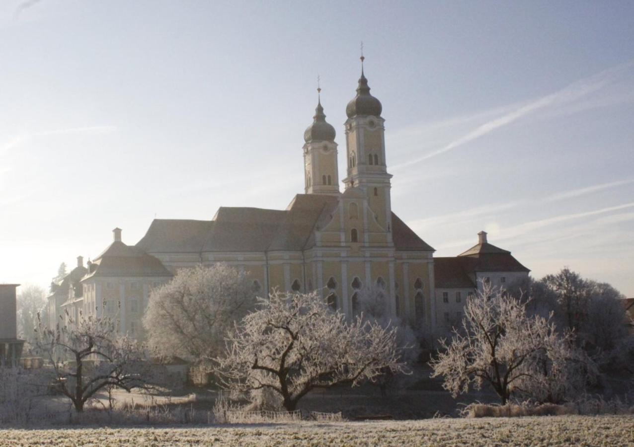 Klostergasthof Roggenburg Extérieur photo