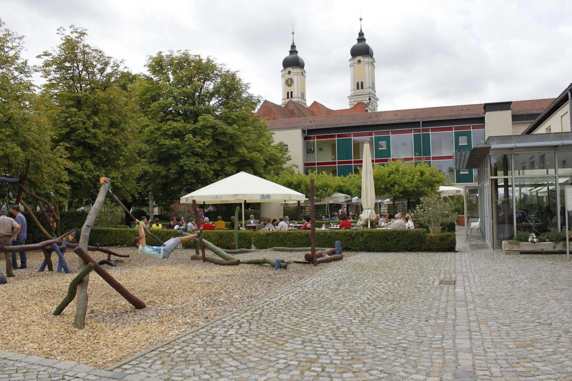 Klostergasthof Roggenburg Extérieur photo